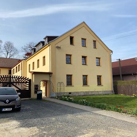 Apartman Simon Cheb Exteriör bild
