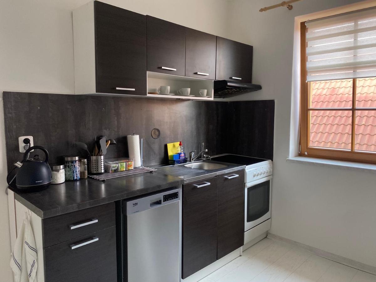 Apartman Simon Cheb Exteriör bild